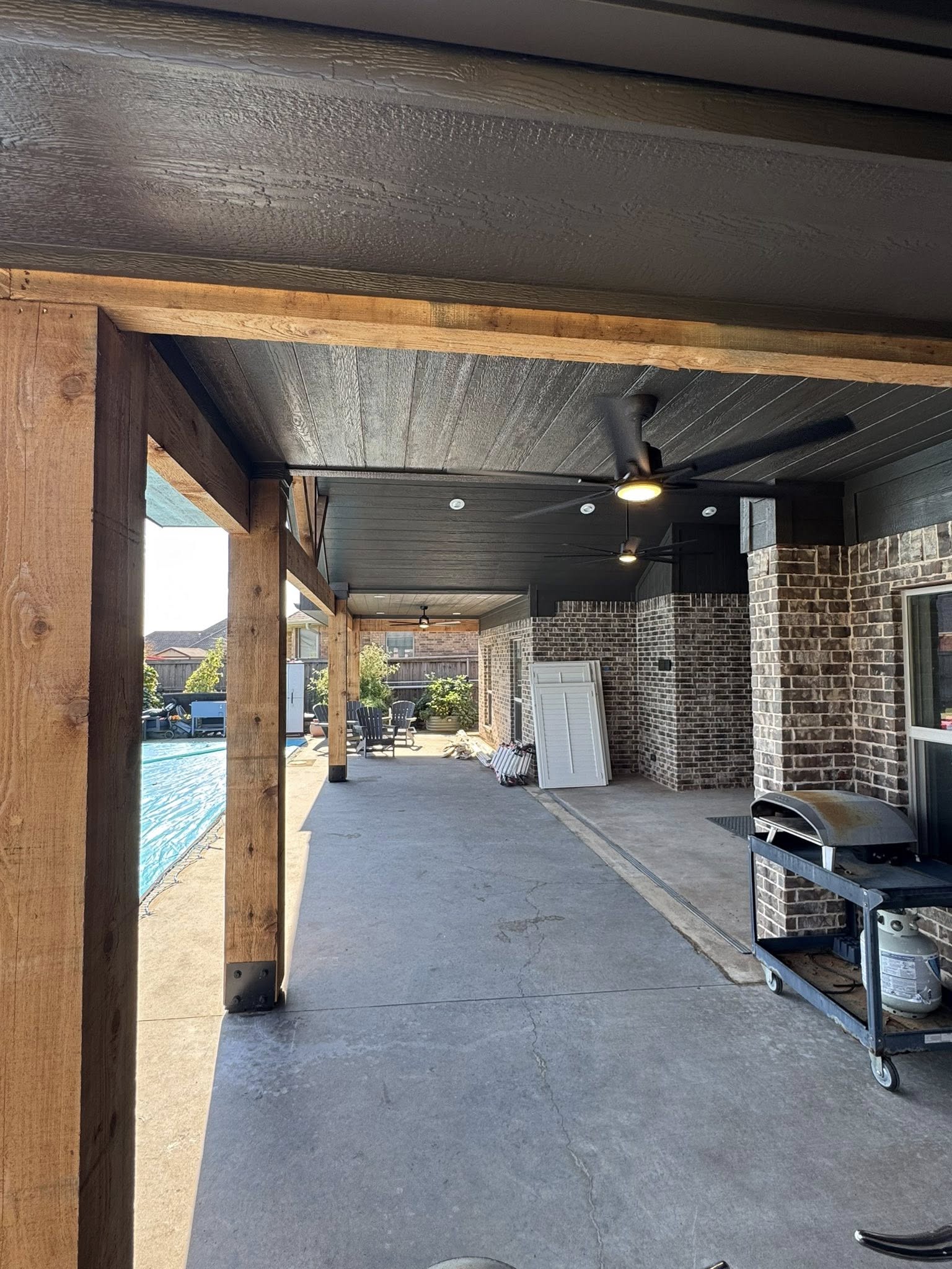 Covered patio finish